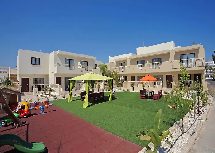 Nelia Gardens